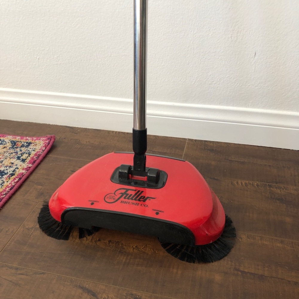 Fuller Brush floor sweeper